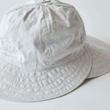 画像をギャラリービューアに読み込む, RED TURNIP(ライトグレー)